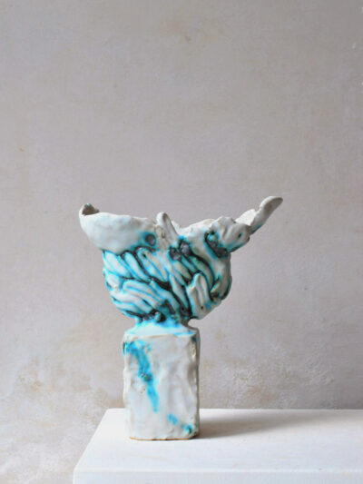 Plinth vessel / Copper